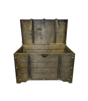 Baúl antiguo de madera